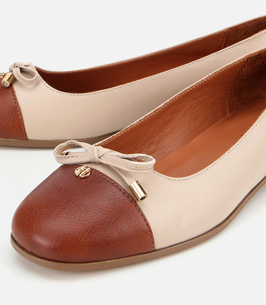 Kadın Deri Taba Fiyonk Detaylı Babet