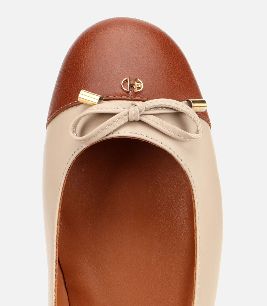 Kadın Deri Taba Fiyonk Detaylı Babet