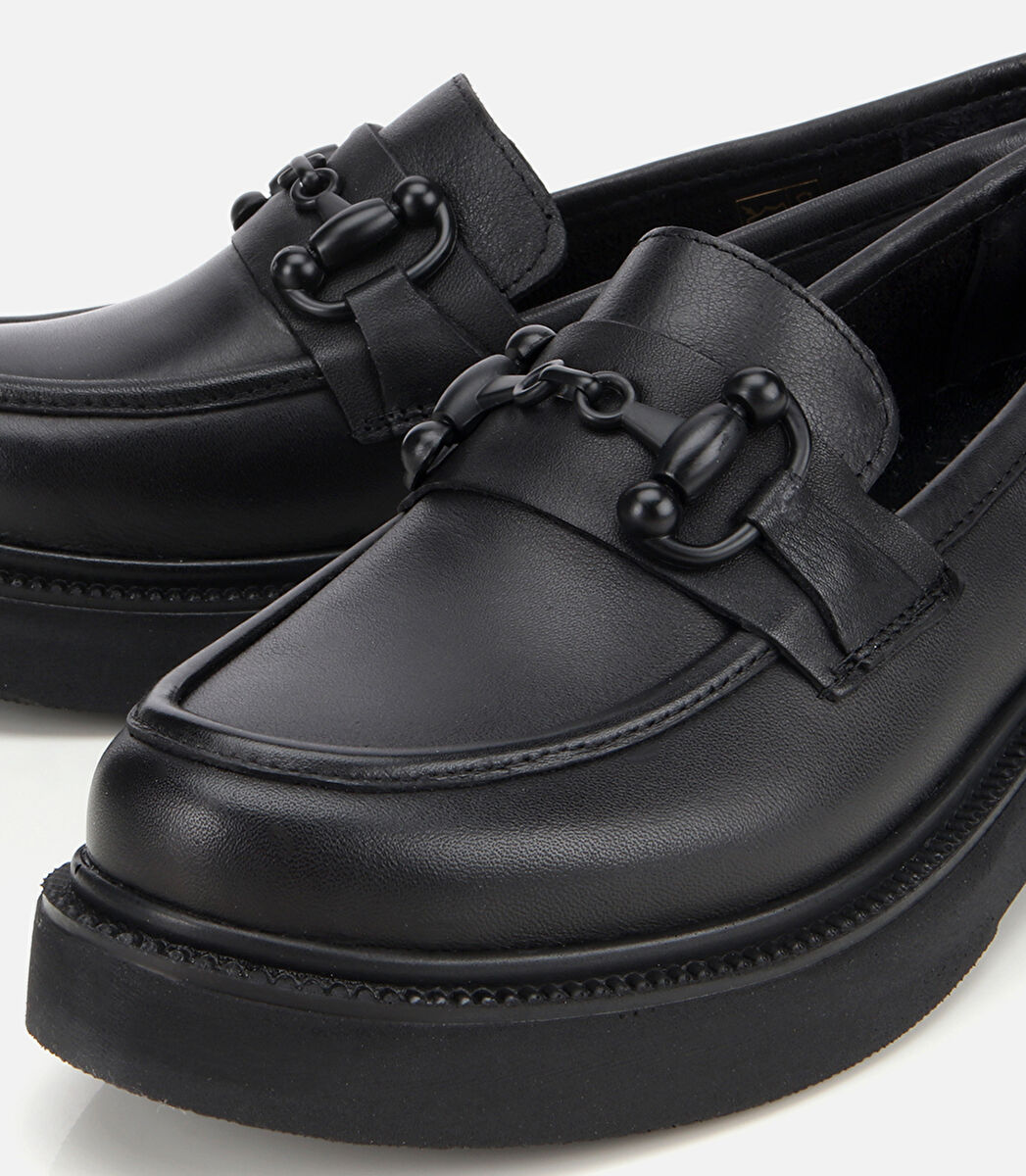 Kadın Deri Siyah Kalın Tabanlı Klasik Loafer