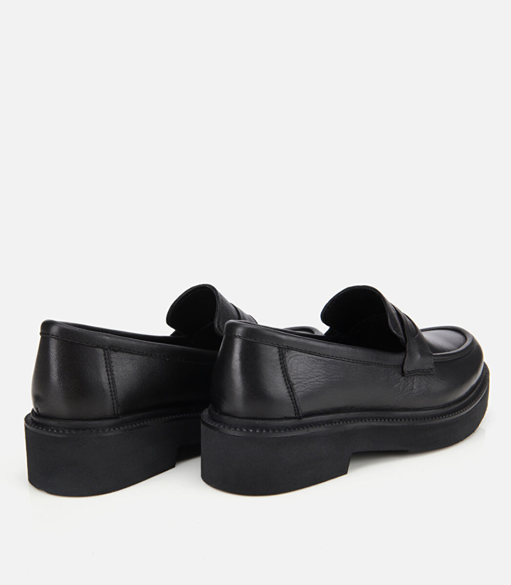 Kadın Deri Siyah Kalın Tabanlı Klasik Loafer