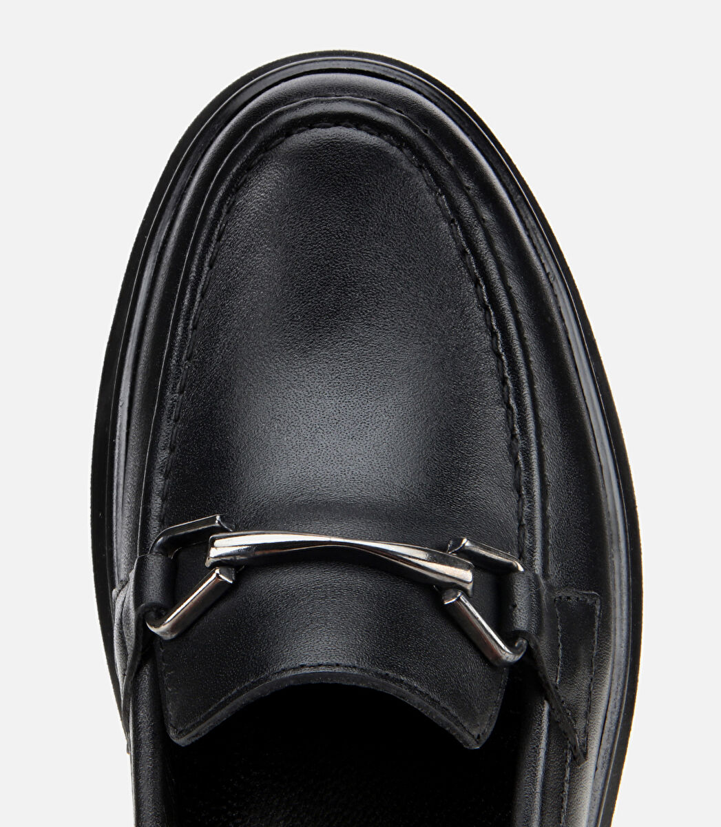 Kadın Deri Siyah Tokalı Dolgu Topuklu Klasik Loafer