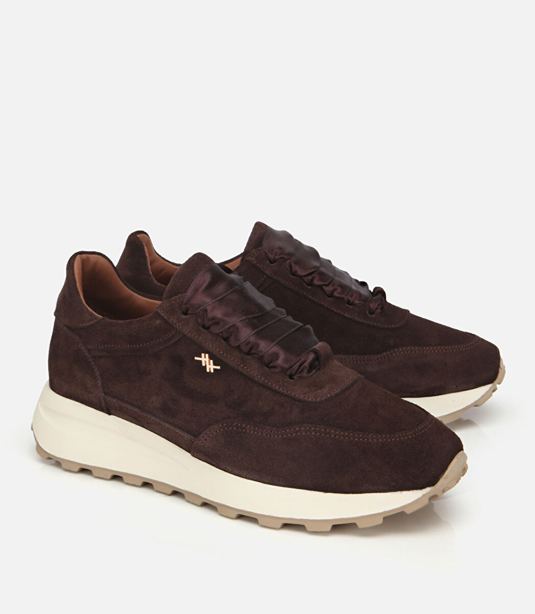 Kadın Süet Deri Kahverengi Bağcık Detaylı Yüksek Tabanlı Spor Ayakkabı