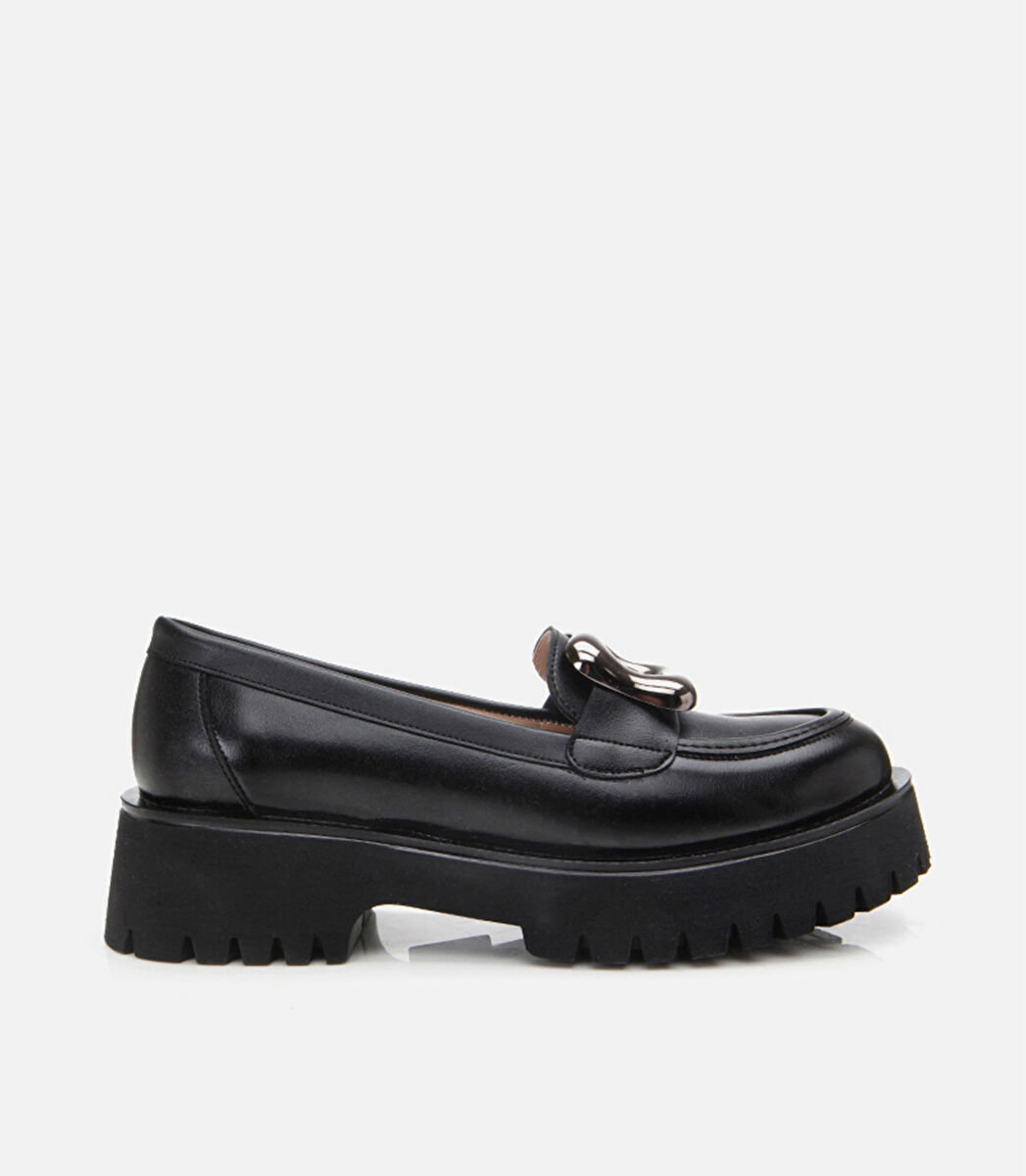 Kadın Siyah Tokalı Günlük Loafer
