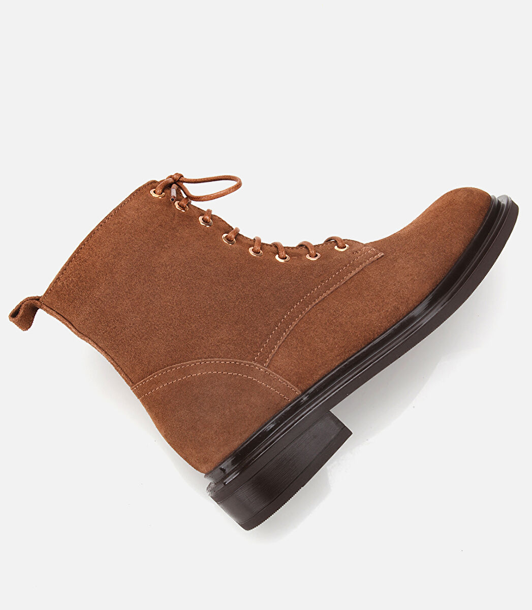 Kadın Süet Deri Taba Bağcık Detaylı Fermuarlı Düz Bot