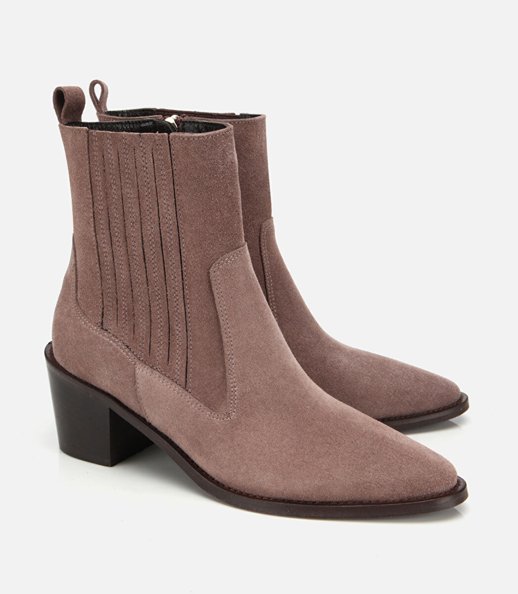 Kadın Süet Deri Vizon Sivri Burunlu Lastik Detaylı Topuklu Bot