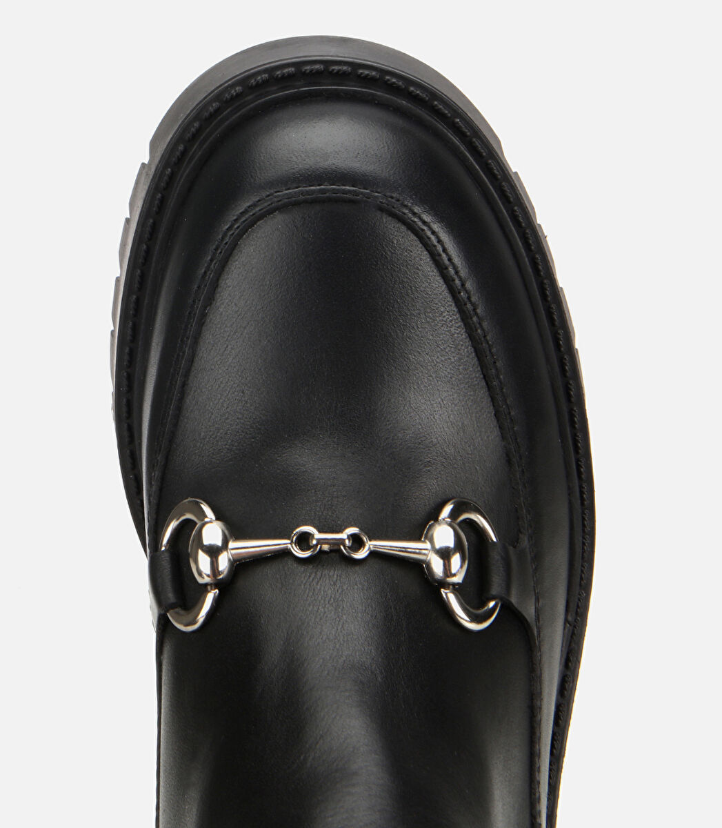 Kadın Deri Siyah Tokalı Lastik Detaylı Kalın Tabanlı Topuklu Bot