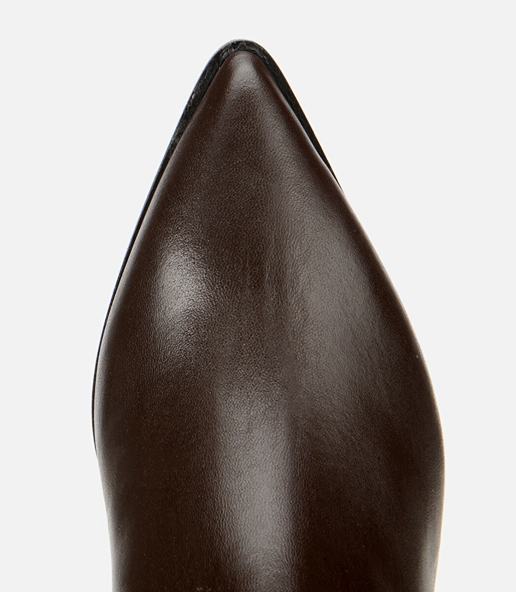 Kadın Deri Kahverengi Sivri Burunlu Streç Detaylı Bilekte Topuklu Bot