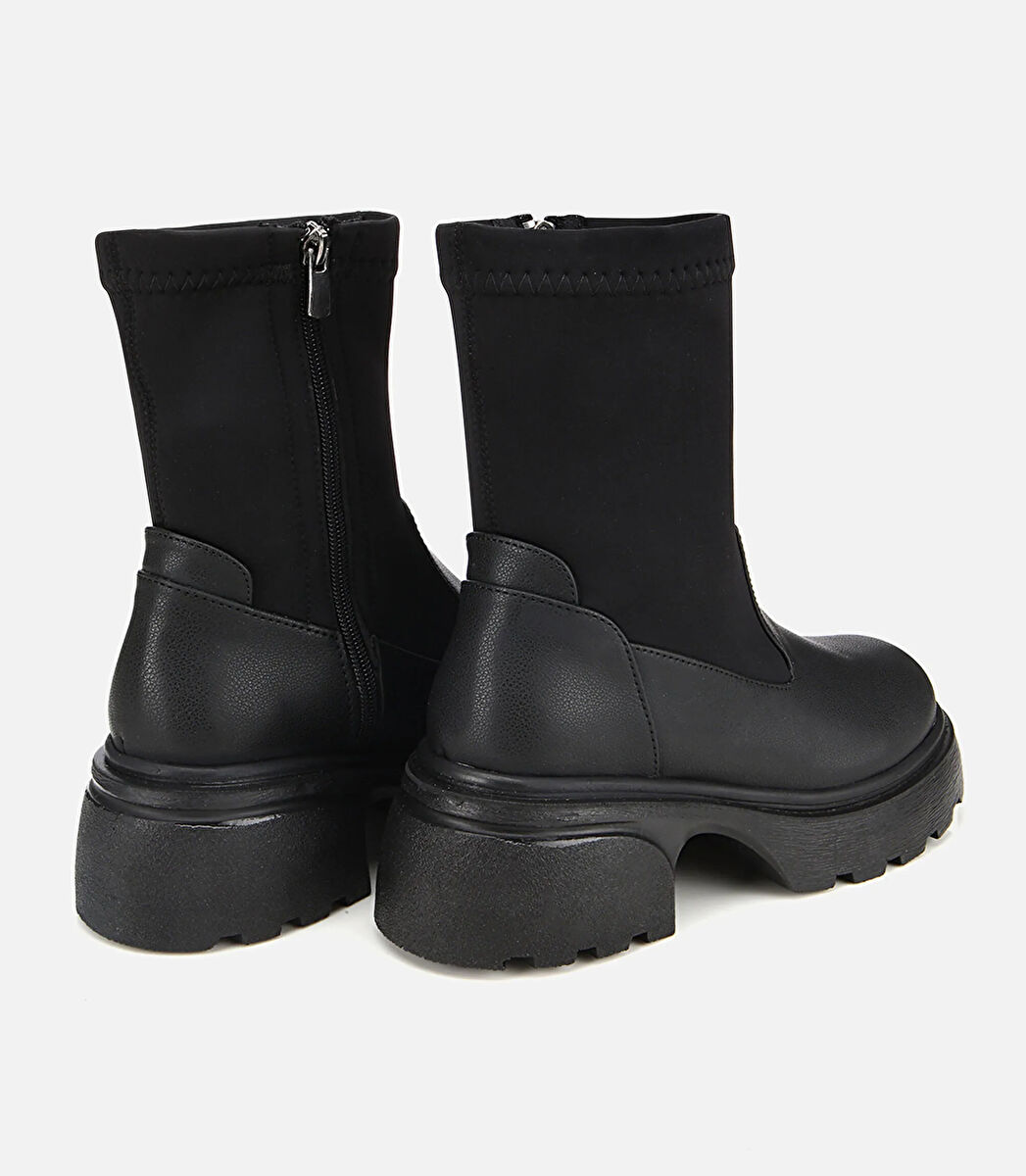 Kadın Siyah Streç Kalın Tabanlı Bilekte Düz Bot