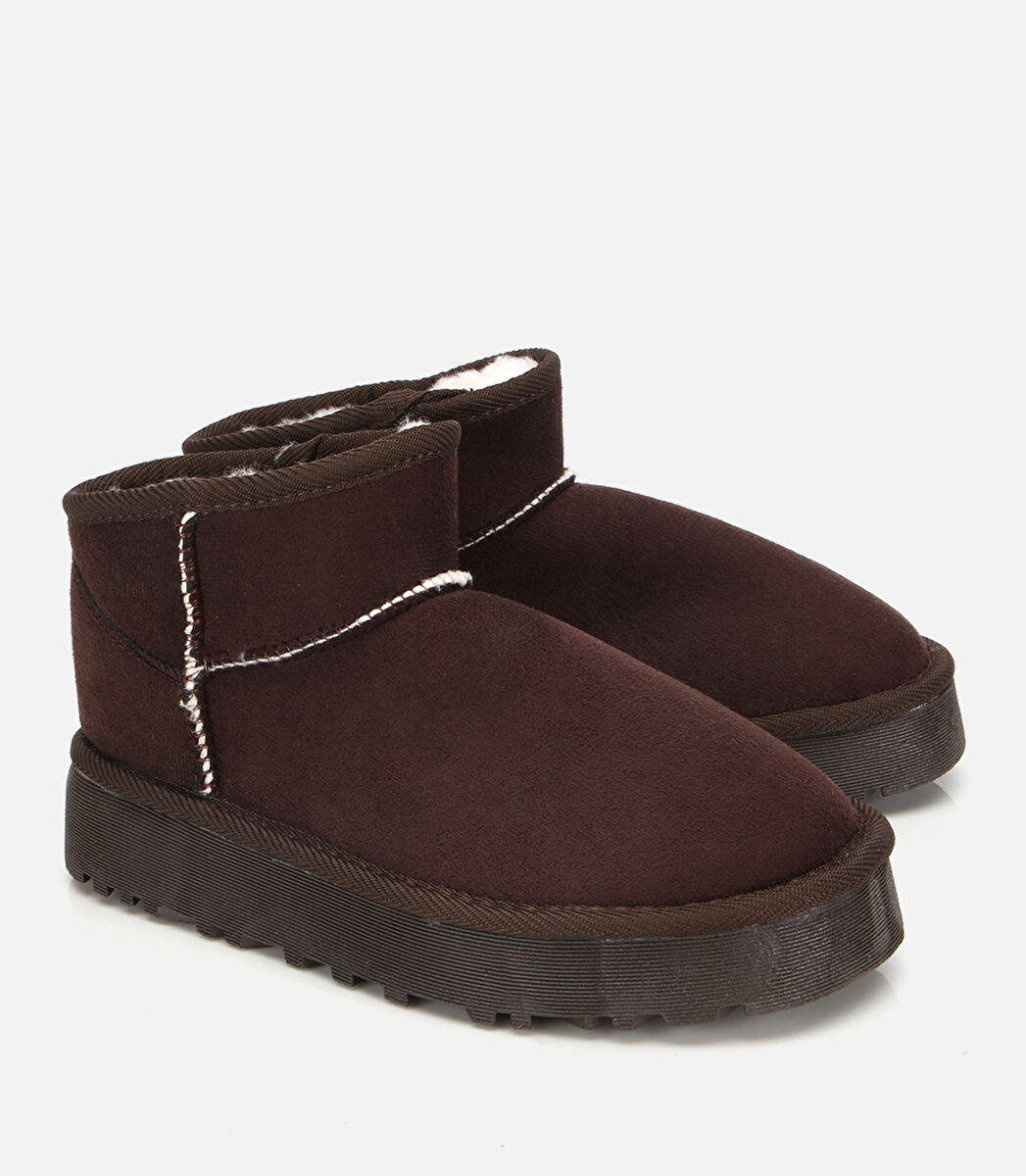 Kadın Süet Kahverengi İçi Kürklü Bilekte Kalın Tabanlı Düz Bot