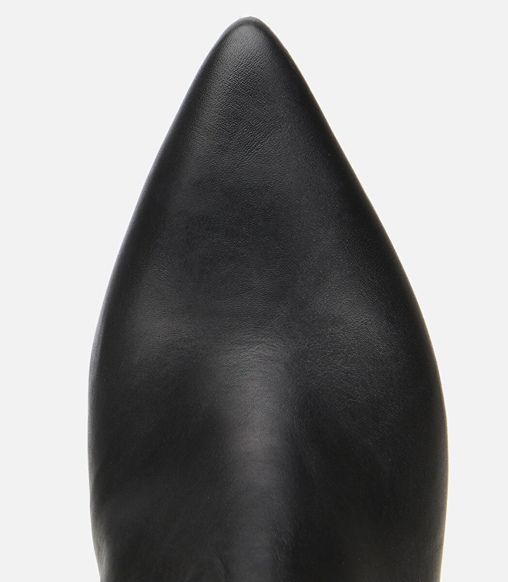 Kadın Deri Siyah Yumuşak Dokulu Lastik Detaylı Topuklu Bot