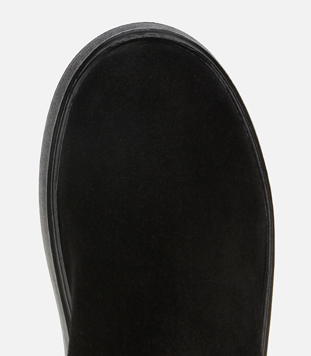 Kadın Süet Deri Siyah Lastik Detaylı Kalın Tabanlı Düz Bot