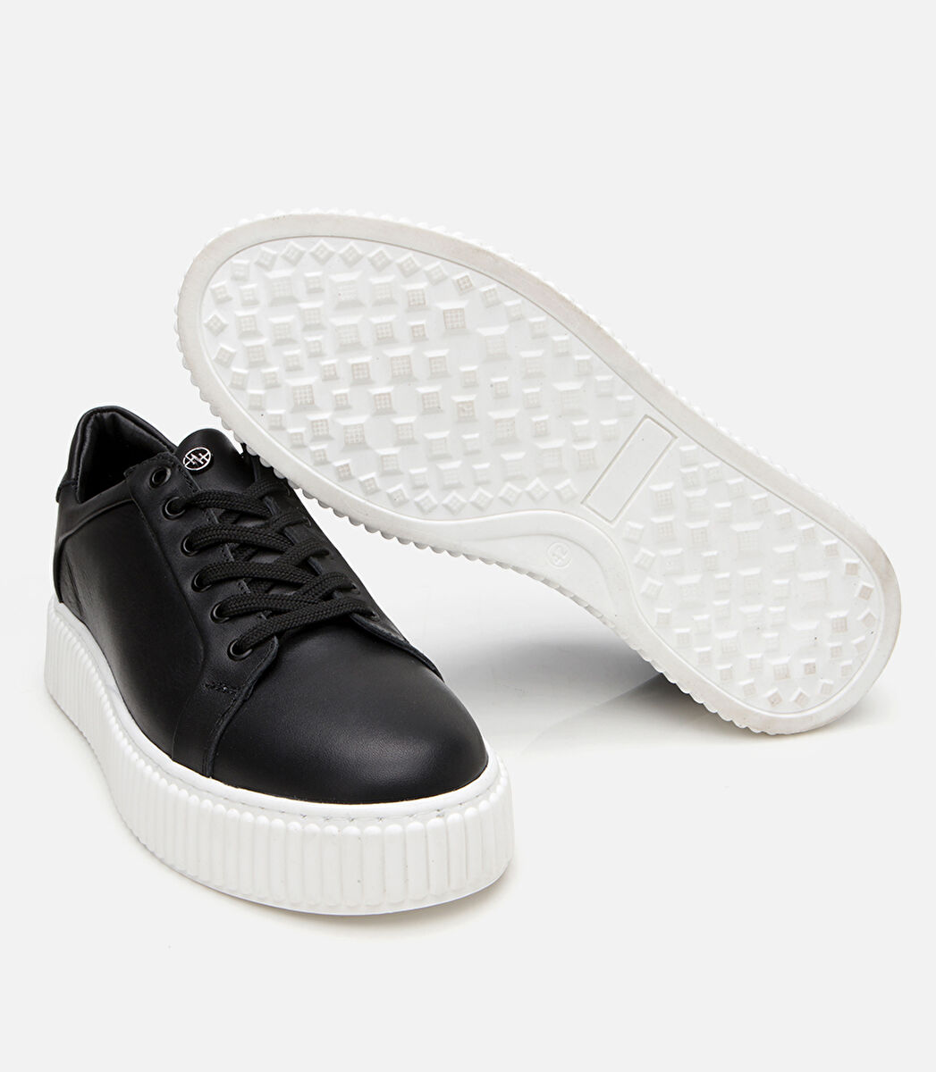 Erkek Deri Siyah Yüksek Tabanlı Spor Ayakkabı