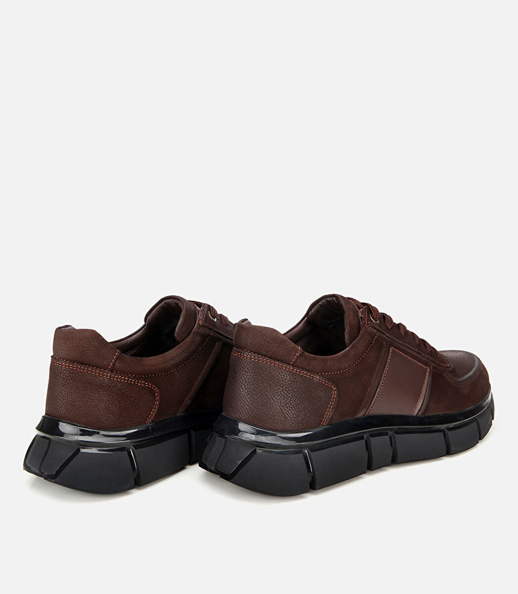 Erkek Nubuk Deri Kahverengi Kalın Tabanlı Spor Ayakkabı