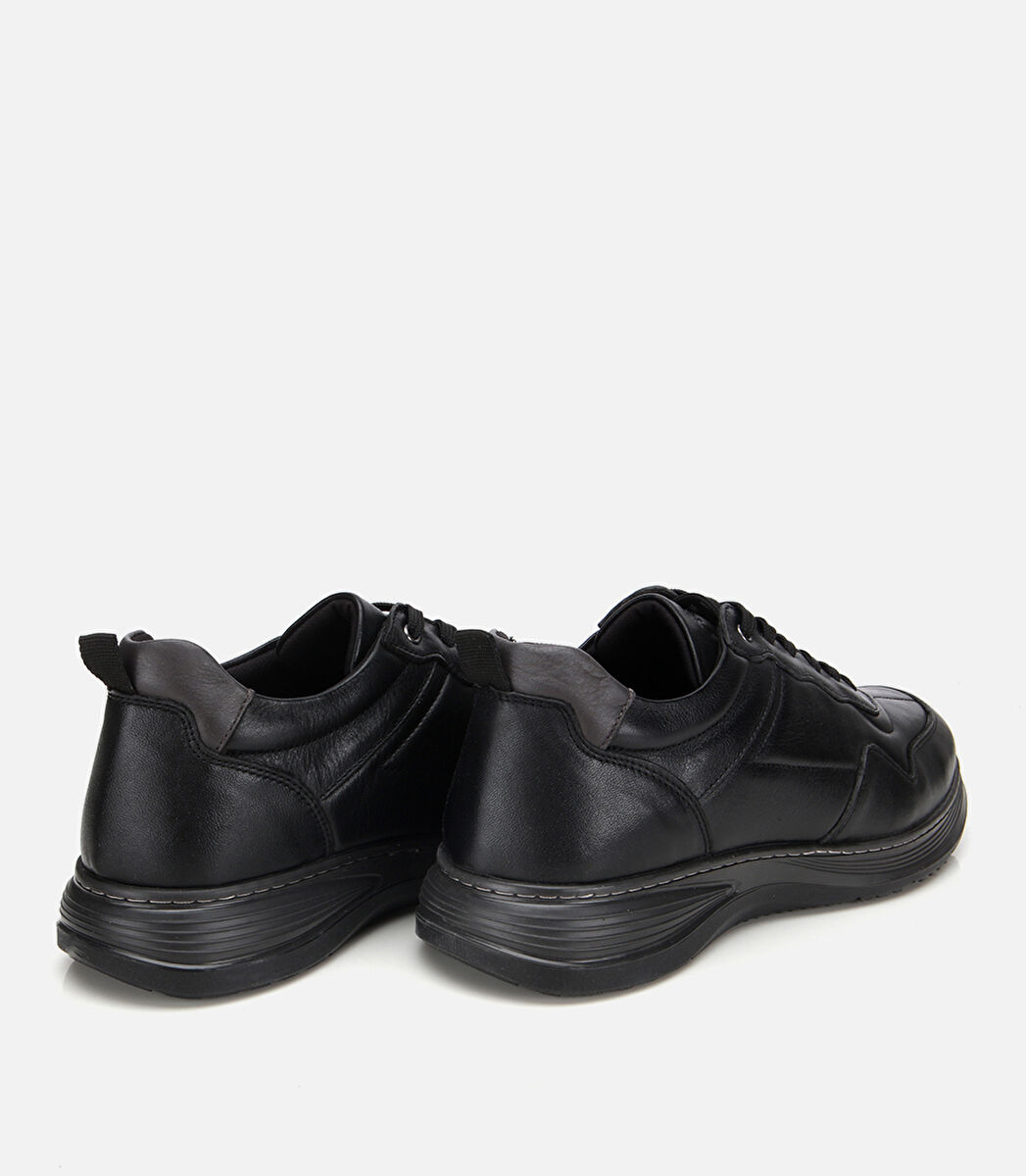 Erkek Deri Siyah Dikiş Detaylı Comfort Spor Ayakkabı