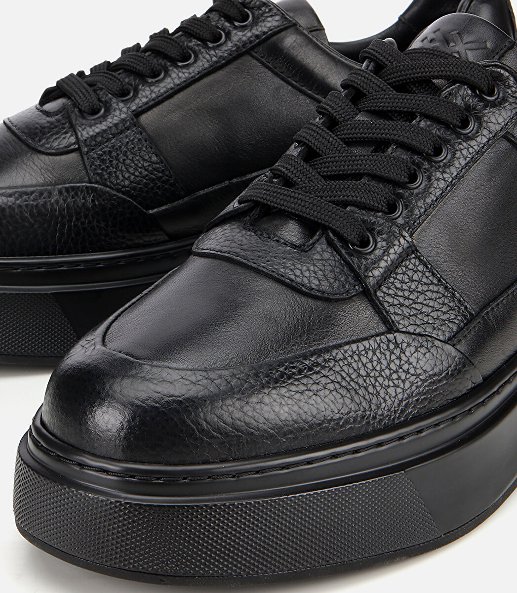 Erkek Deri Siyah Esnek Tabanlı Comfort Spor Ayakkabı