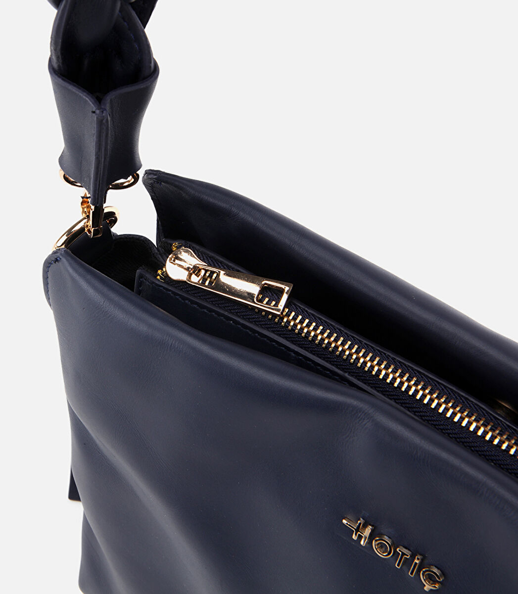 Kadın Deri Lacivert Yumuşak Dokulu Örgü Askı Detaylı Omuz Çantası