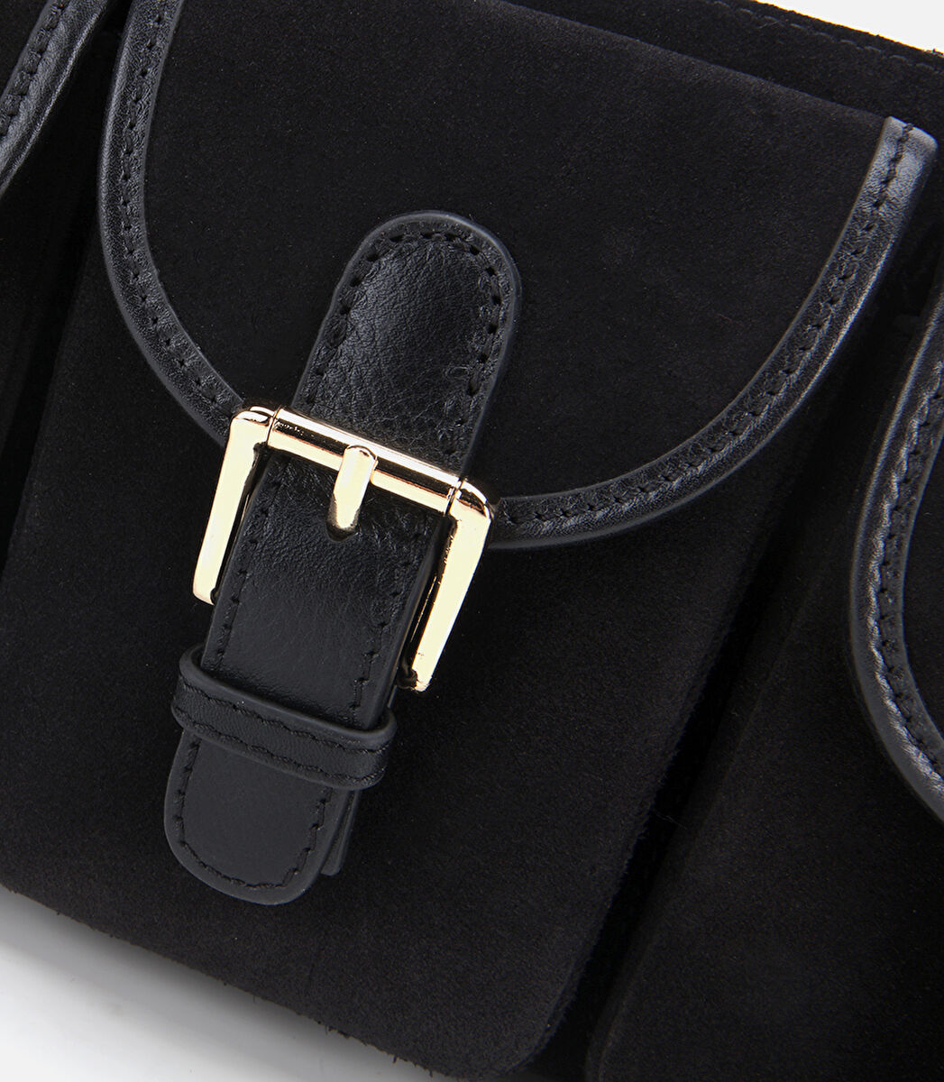 Kadın Süet Deri Siyah Cepli Tokalı Omuz Çantası