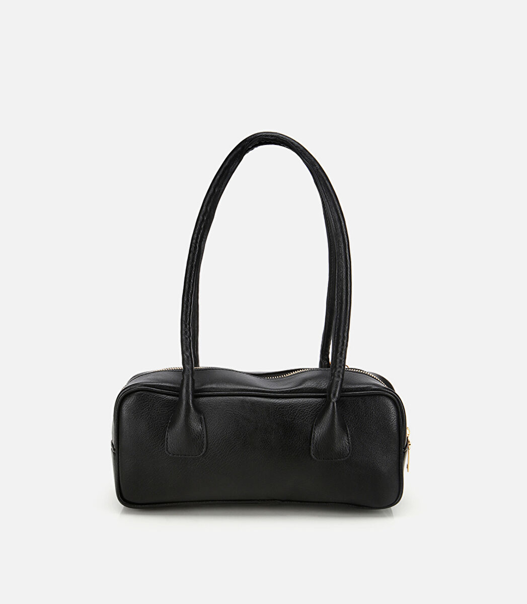 Kadın Siyah Charm Detaylı Omuz Çantası