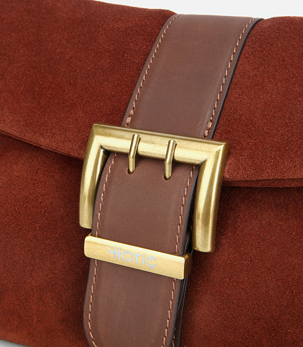 Kadın Süet Deri Kahverengi Gold Toka Detaylı Portföy