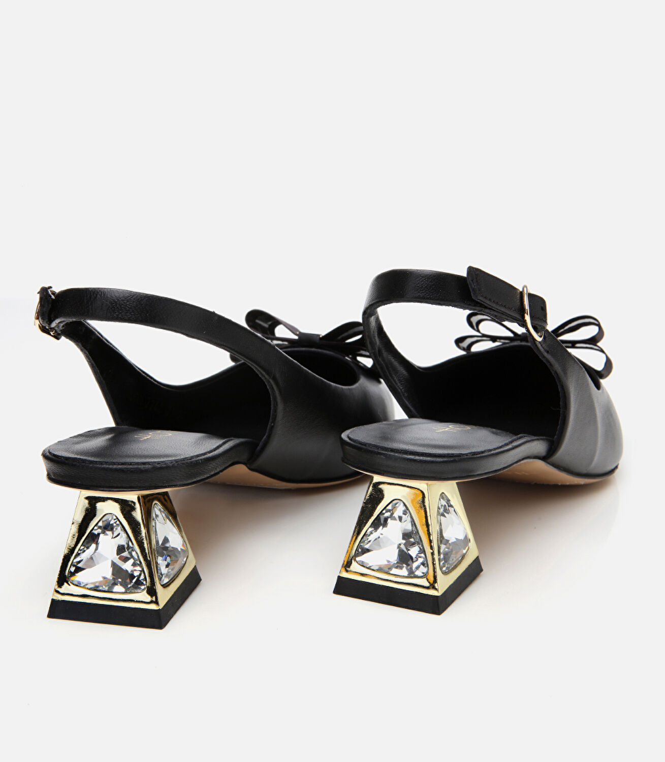 Kadın Deri Siyah Arkası Açık Topuklu Ayakkabı