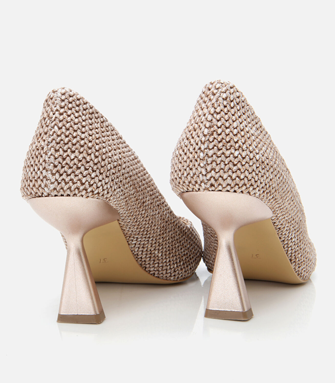 Kadın Bej Hasır Detaylı Stiletto