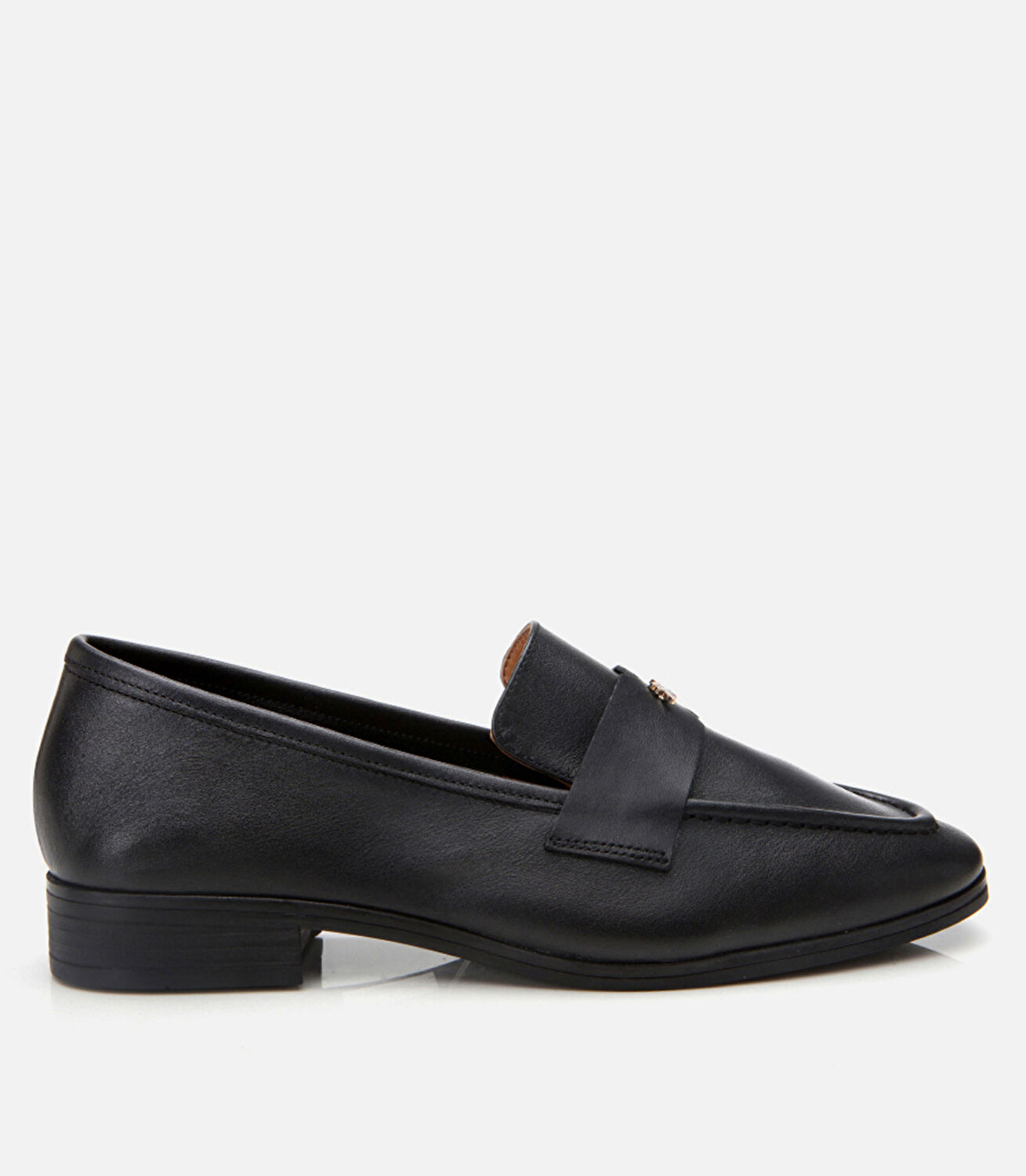 Kadın Deri Siyah Esnek Tabanlı Klasik Loafer