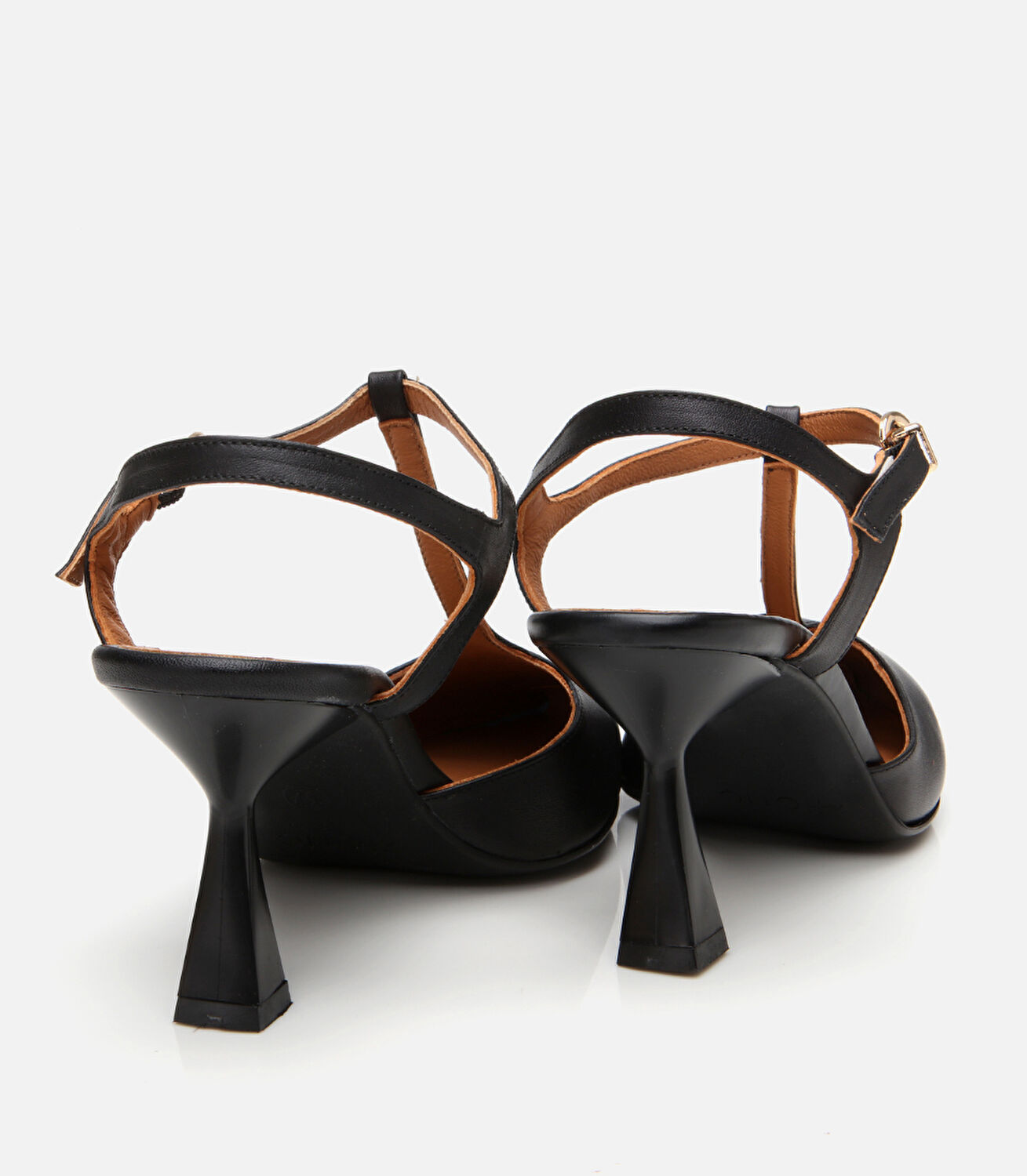 Kadın Deri Siyah Arkası Açık Topuklu Ayakkabı