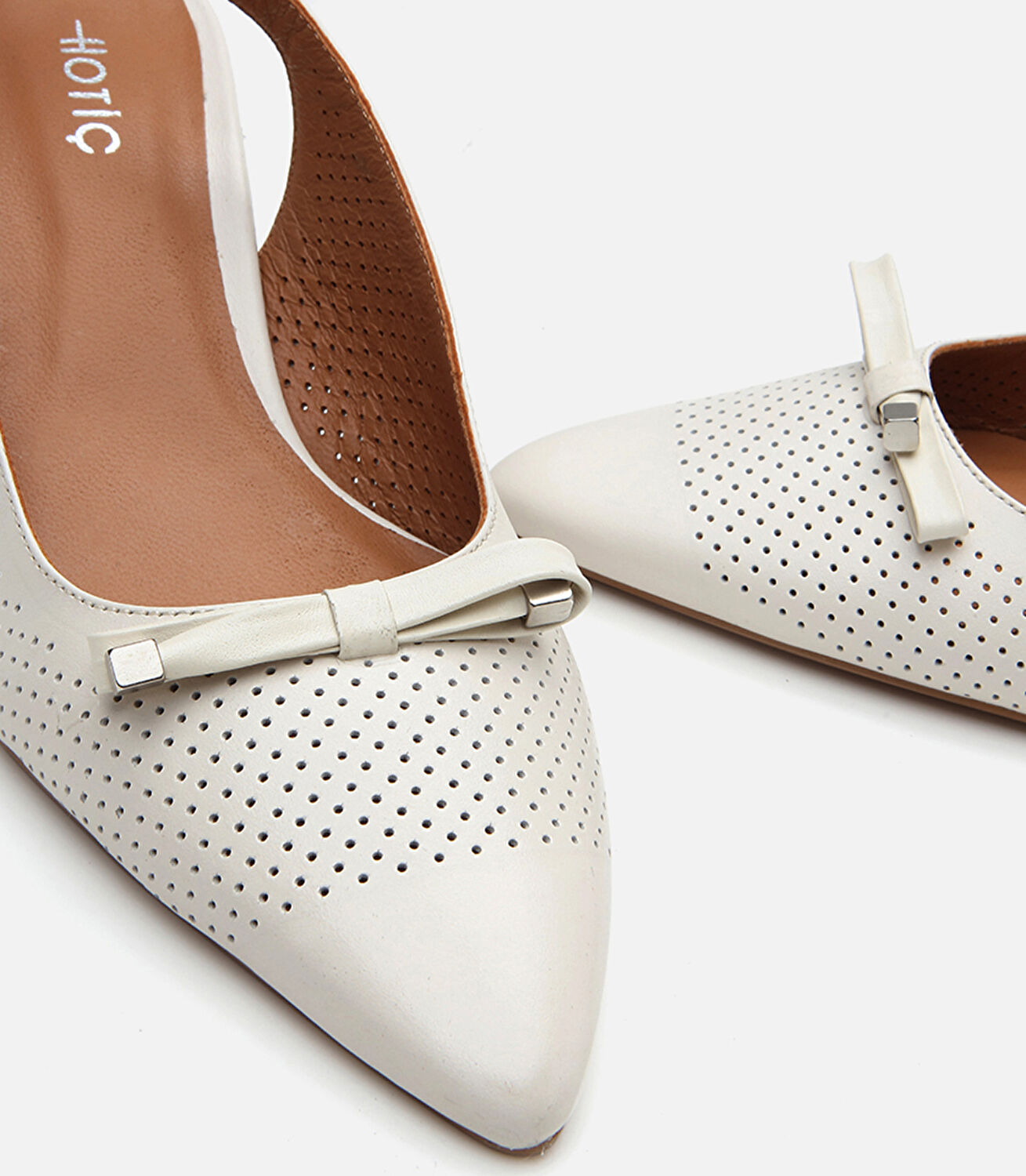Kadın Deri Ekru Arkası Açık Stiletto