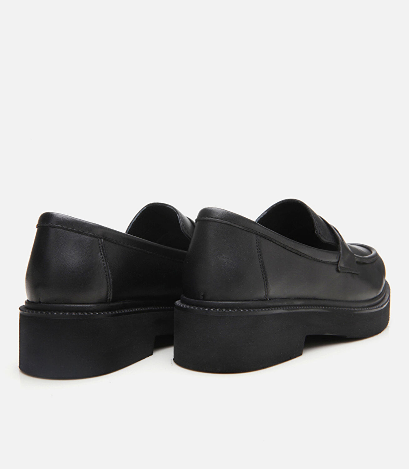 Kadın Deri Siyah Kalın Tabanlı Klasik Loafer