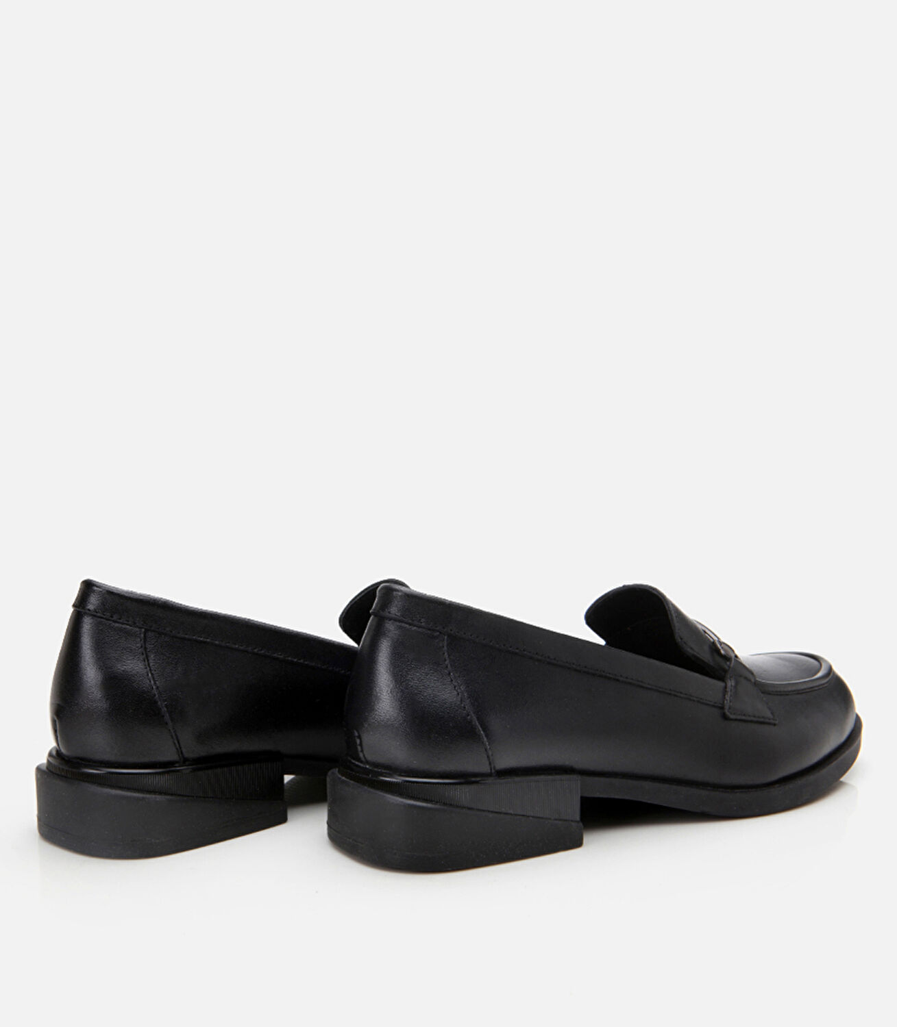 Kadın Deri Siyah Tokalı Klasik Loafer