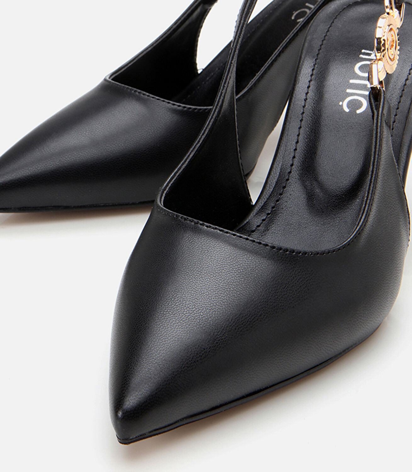 Kadın Siyah Arkası Açık Stiletto