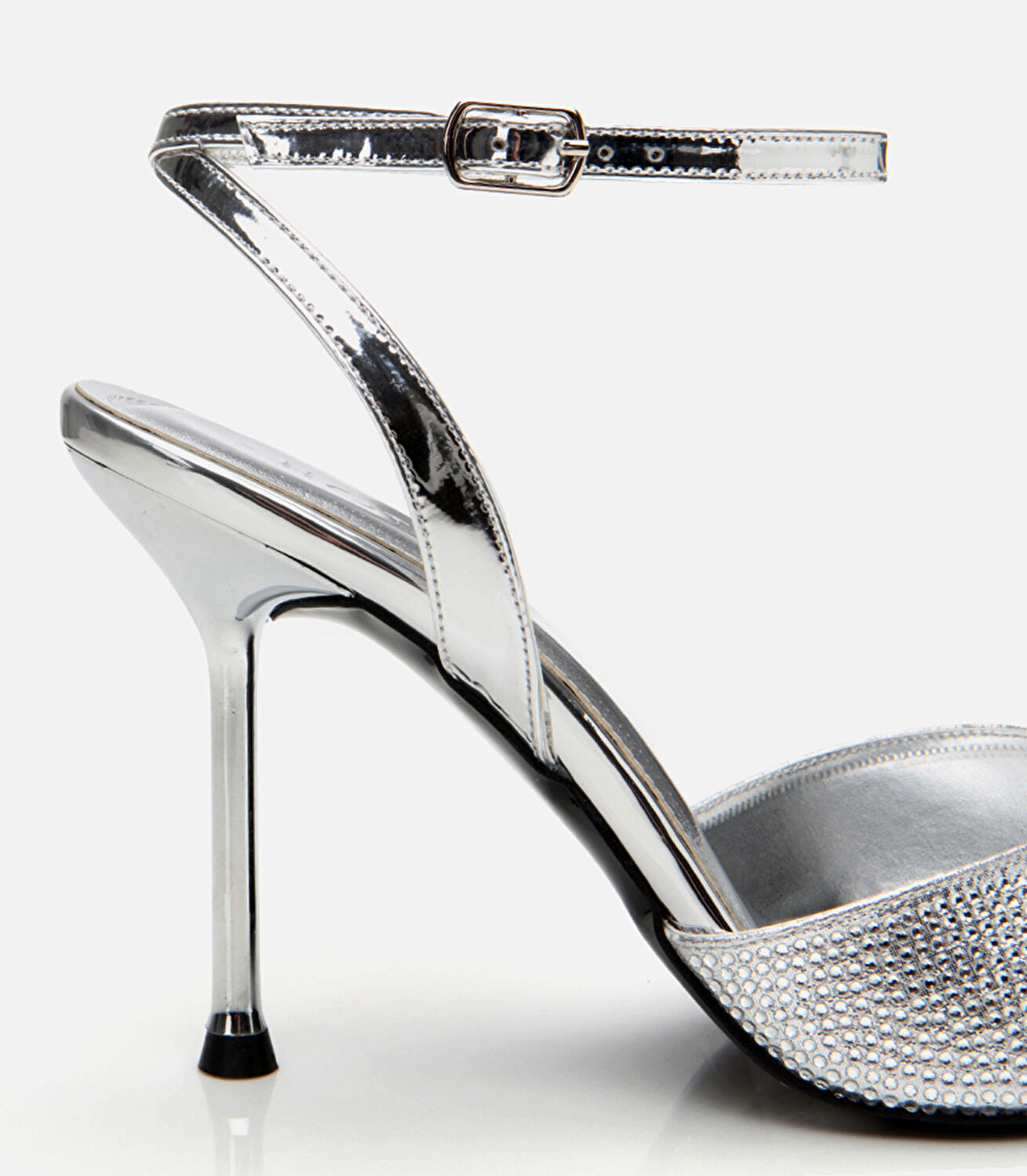 Lame Kadın Taşlı Stiletto