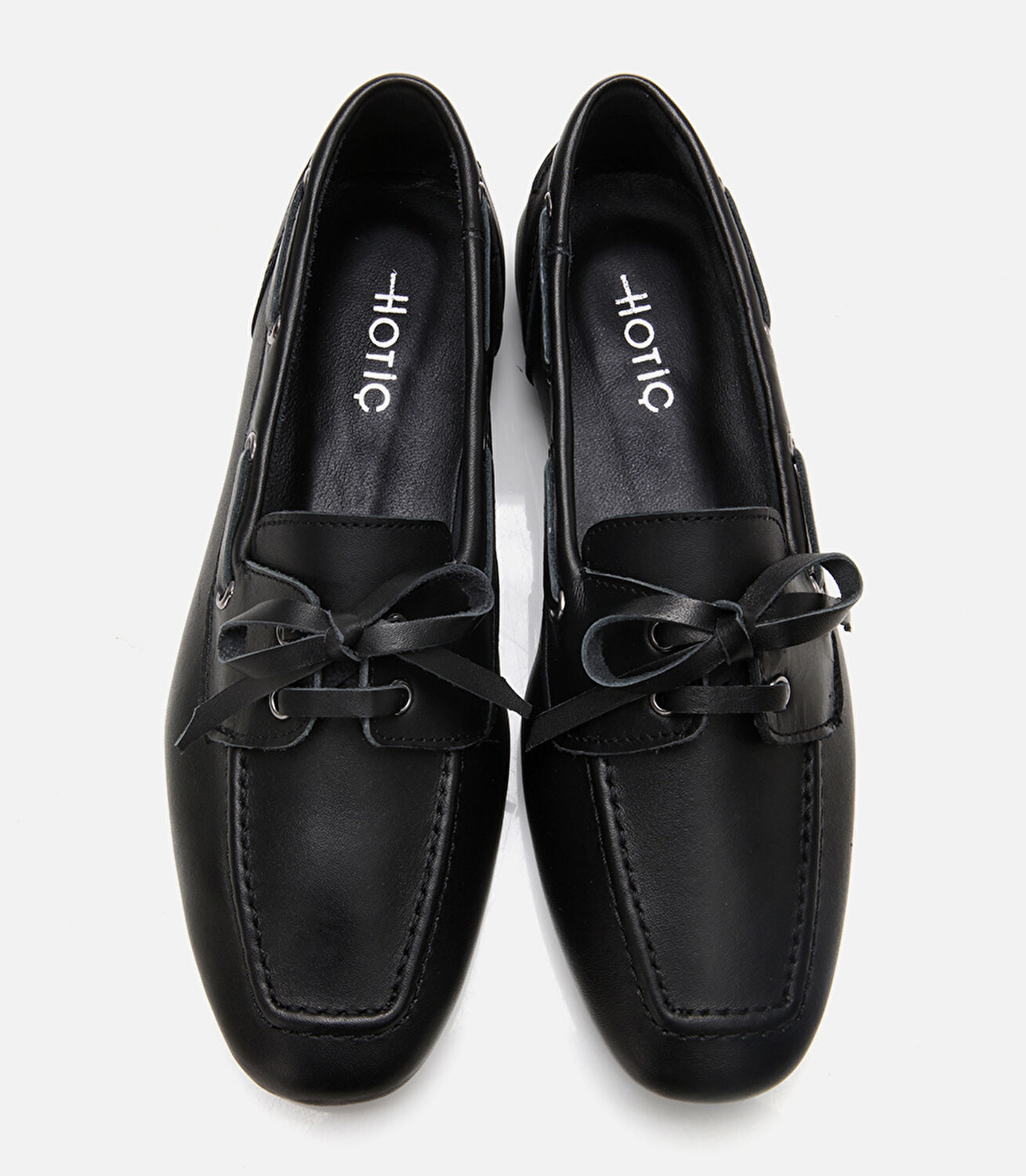 Kadın Deri Siyah Bağcıklı Günlük Loafer