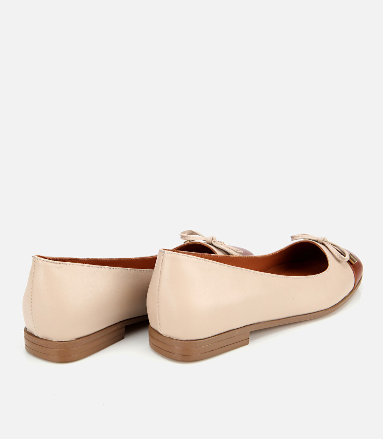 Kadın Deri Taba Fiyonk Detaylı Babet