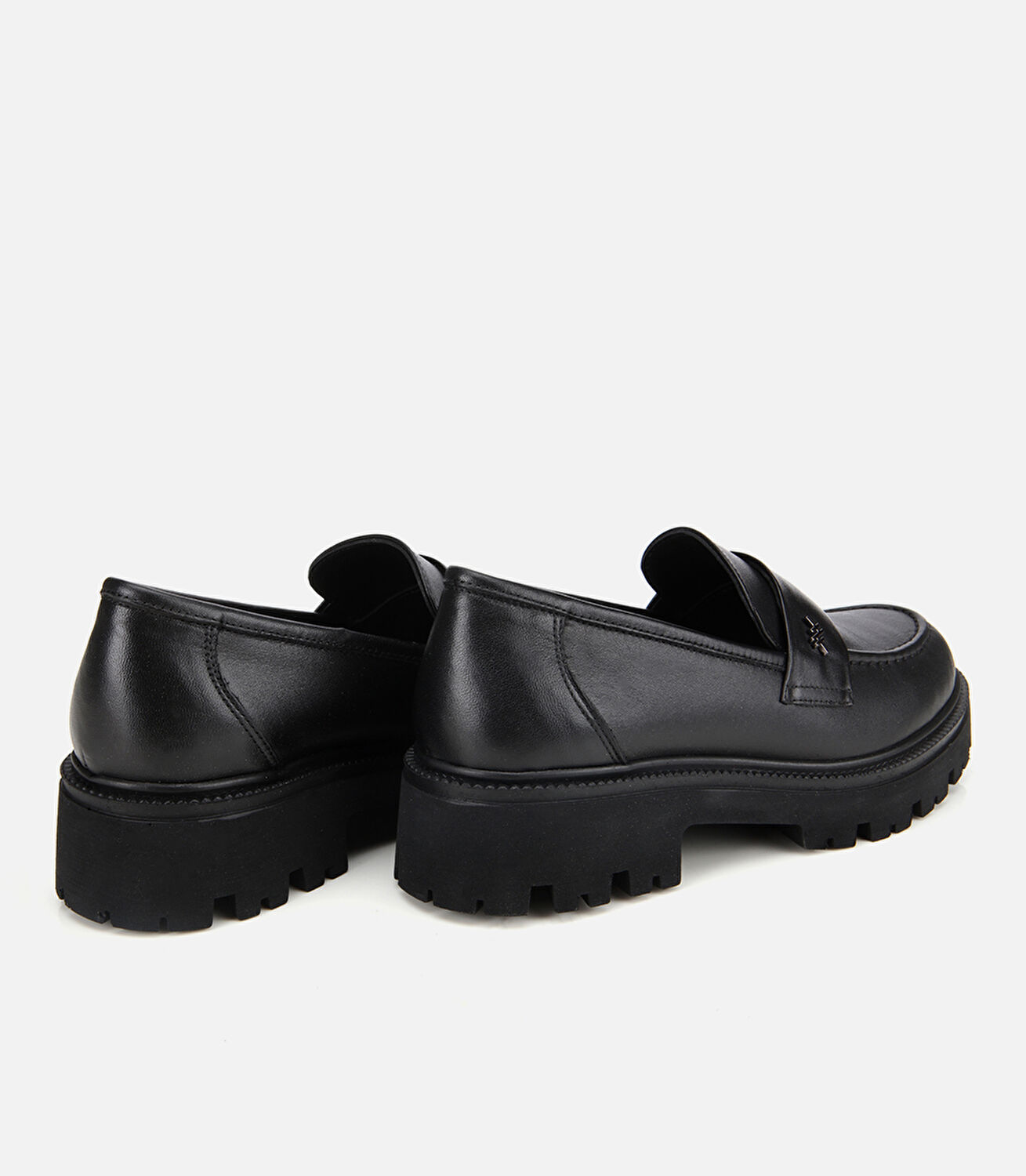 Kadın Deri Siyah Yumuşak Dokulu Günlük Loafer