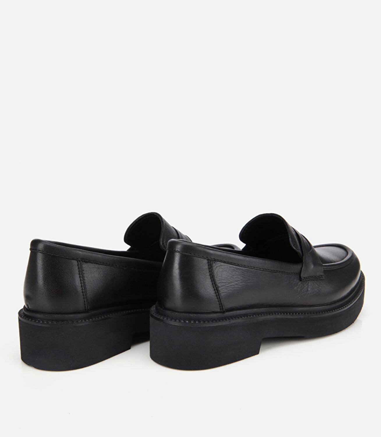 Kadın Deri Siyah Kalın Tabanlı Klasik Loafer