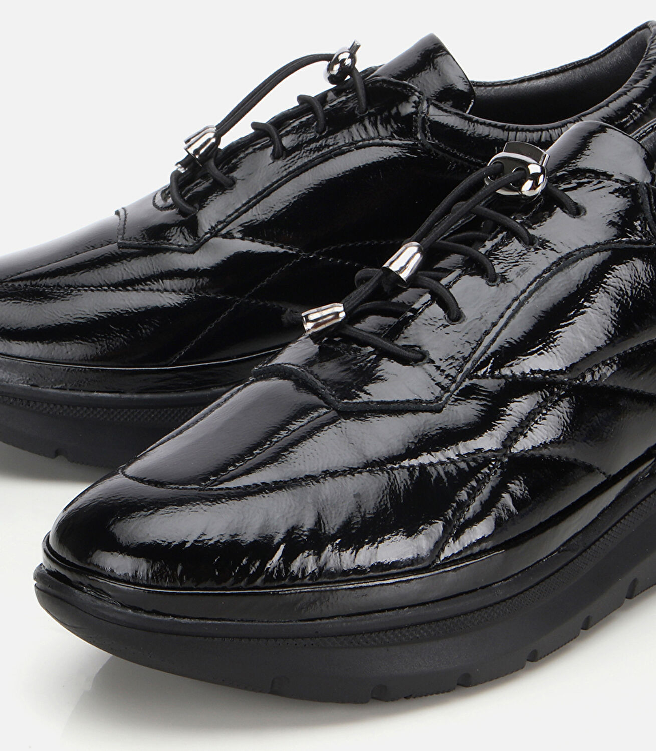 Kadın Rugan Deri Siyah Dolgu Topuklu Spor Ayakkabı