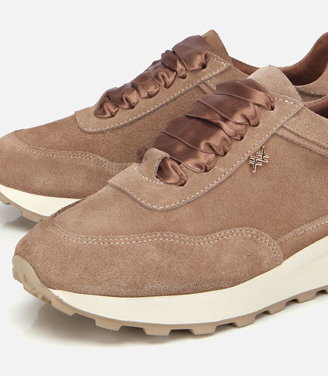 Kadın Süet Deri Bej Bağcık Detaylı Yüksek Tabanlı Spor Ayakkabı