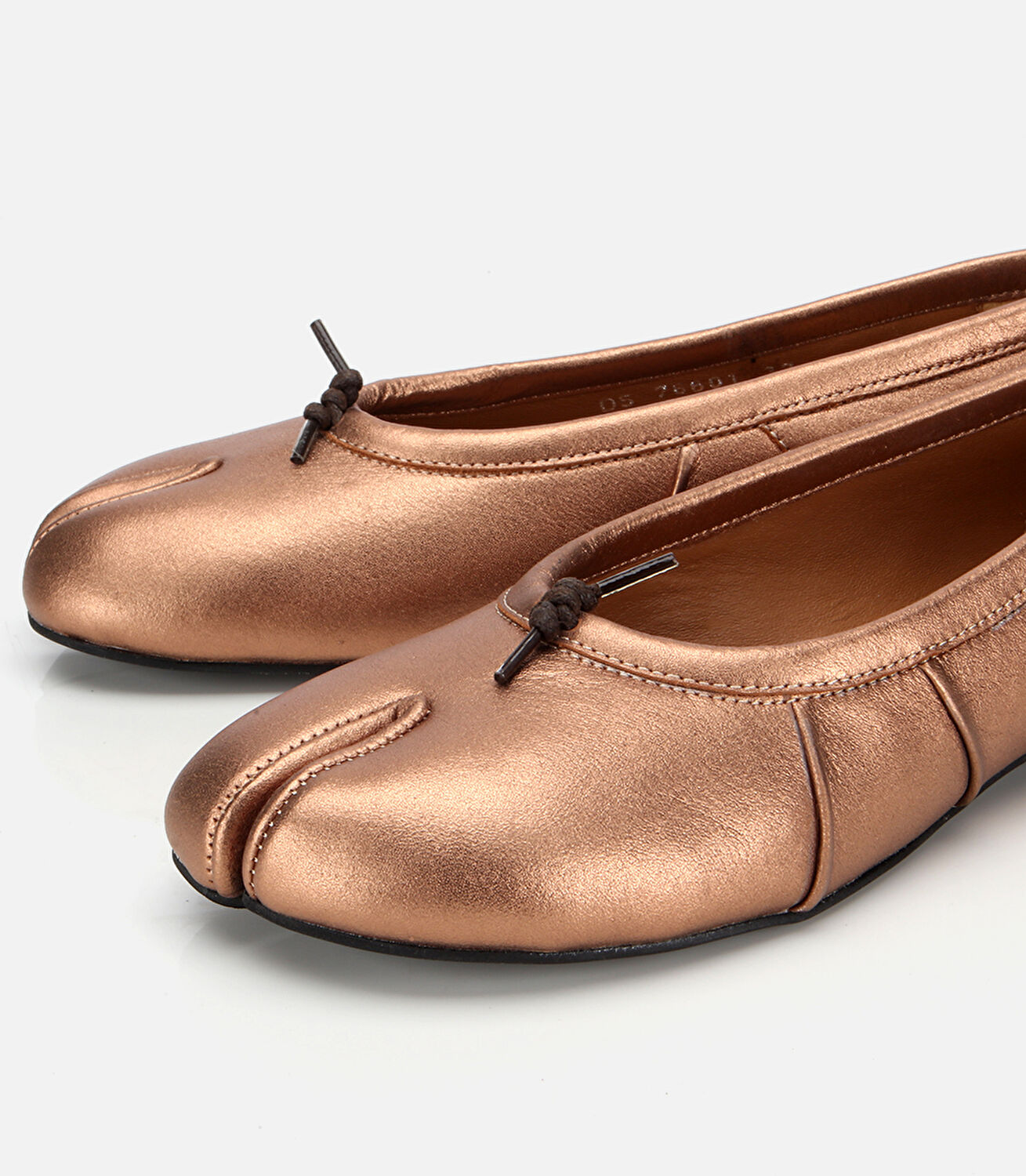 Kadın Deri Bronz Ön Detaylı Babet