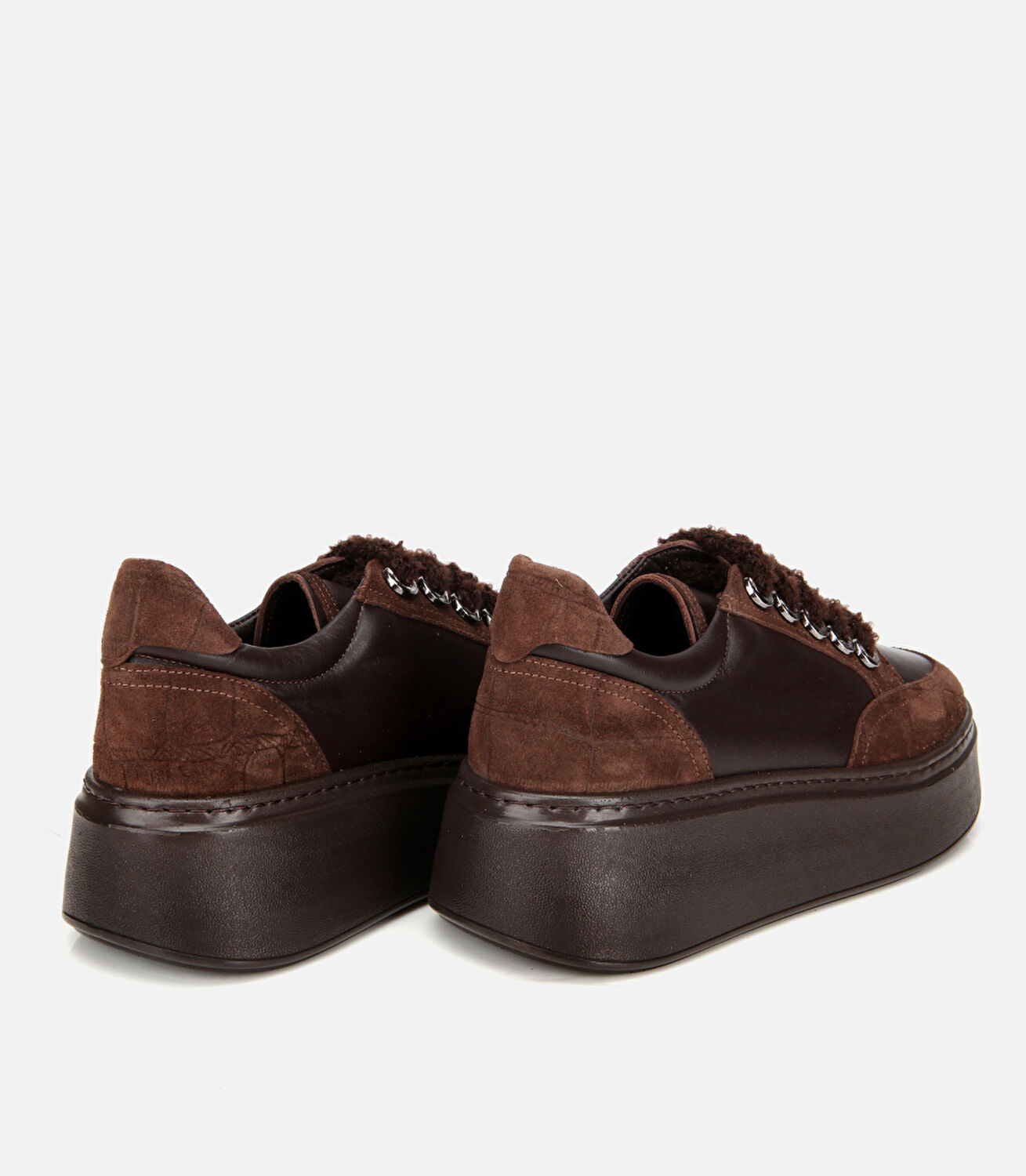 Kadın Deri Kahverengi Bağcık Detaylı Kalın Tabanlı Spor Ayakkabı