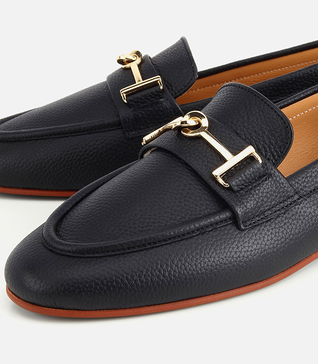 Kadın Deri Siyah Yumuşak Dokulu Tokalı Klasik Loafer