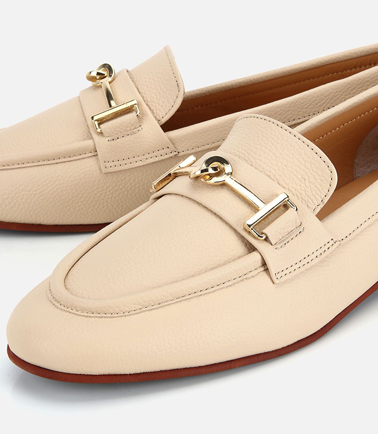 Kadın Deri Bej Yumuşak Dokulu Tokalı Klasik Loafer