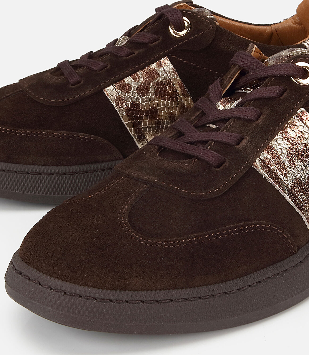 Kadın Süet  Deri Kahverengi Leopar Desenli Spor Ayakkabı