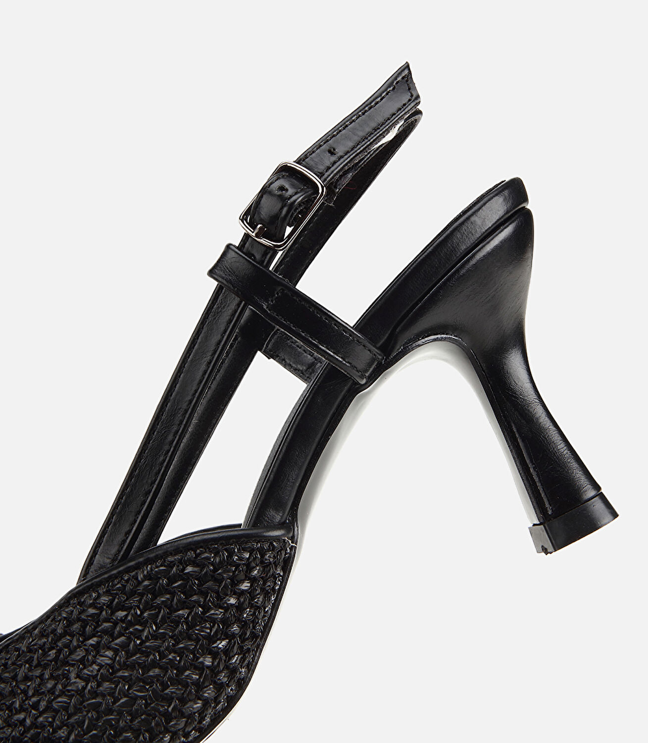 Kadın Siyah Arkası Açık Hasır Detaylı İnce Topuklu Stiletto