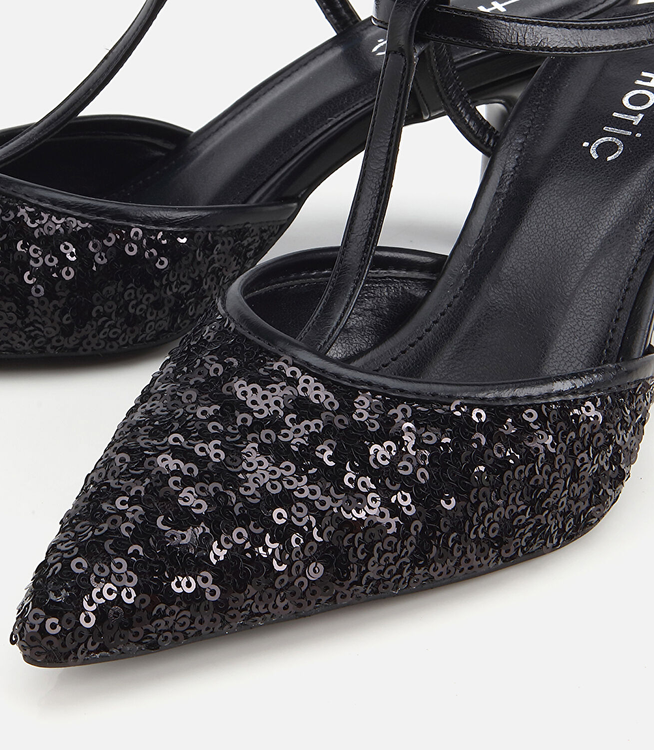 Kadın Siyah Taş Detaylı Arkası Açık İnce Topuklu Stiletto