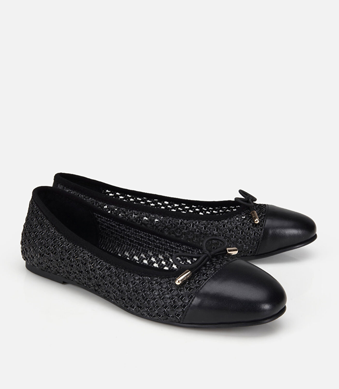 Kadın Siyah Hasır Detaylı Fiyonklu Babet