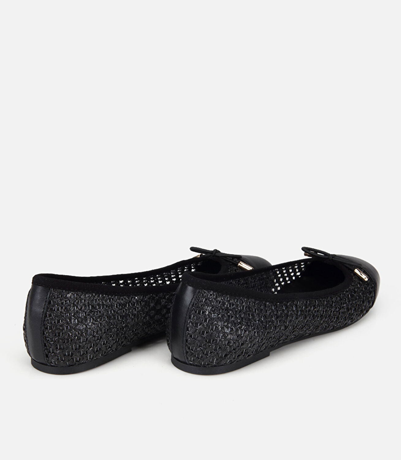 Kadın Siyah Hasır Detaylı Fiyonklu Babet