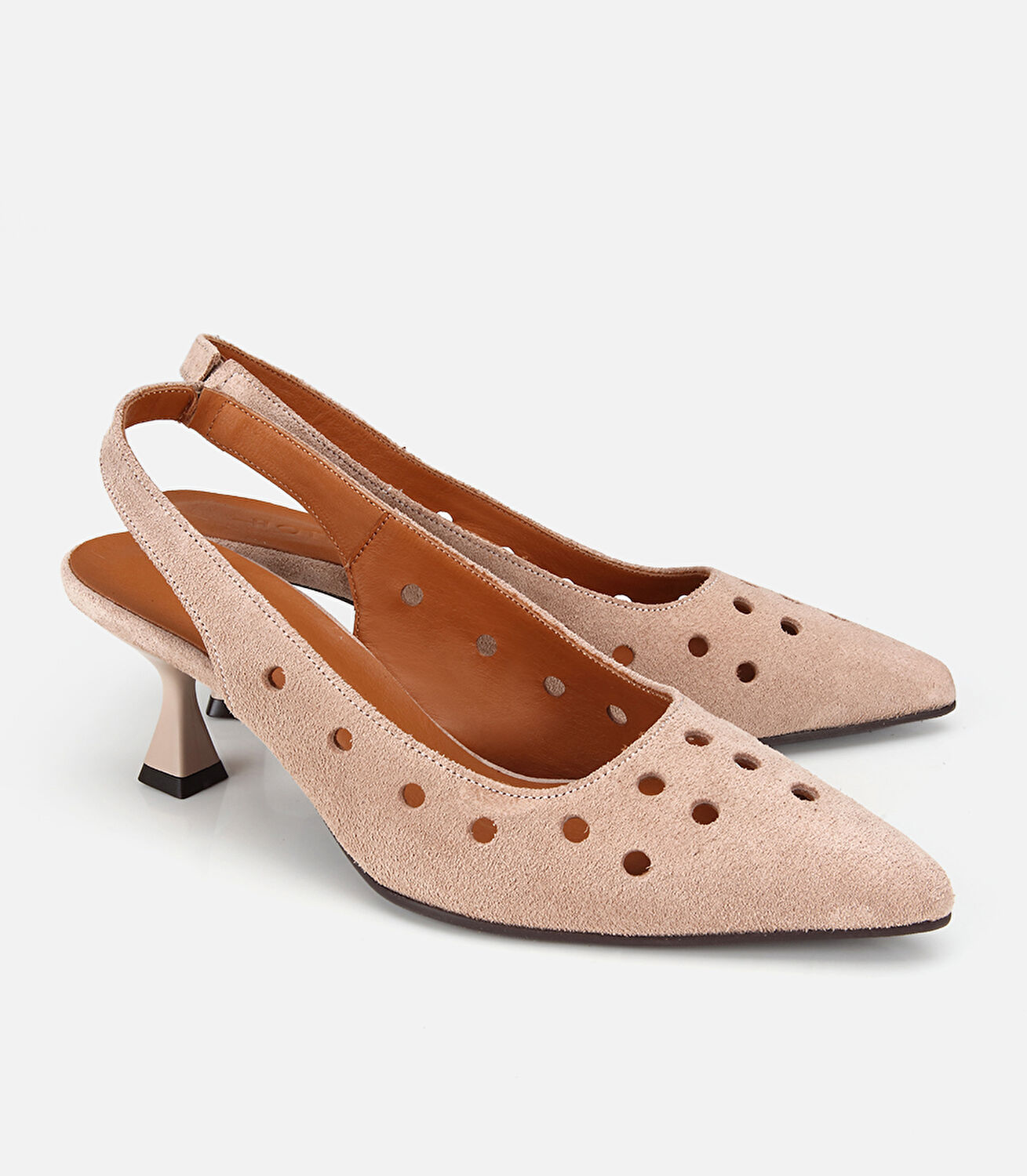 Kadın Süet Deri Bej Delikli Arkası Açık Kısa Topuklu Stiletto