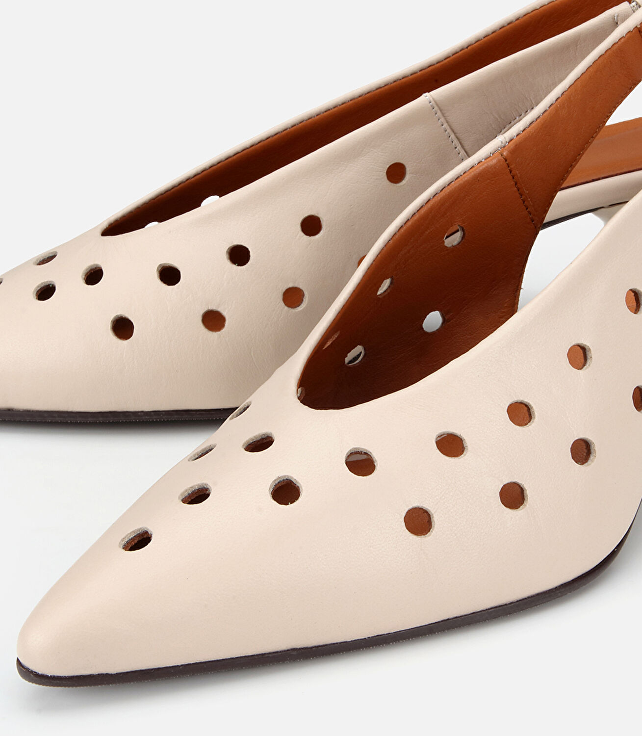 Kadın Deri Ekru Delikli Arkası Açık Kısa Topuklu Stiletto