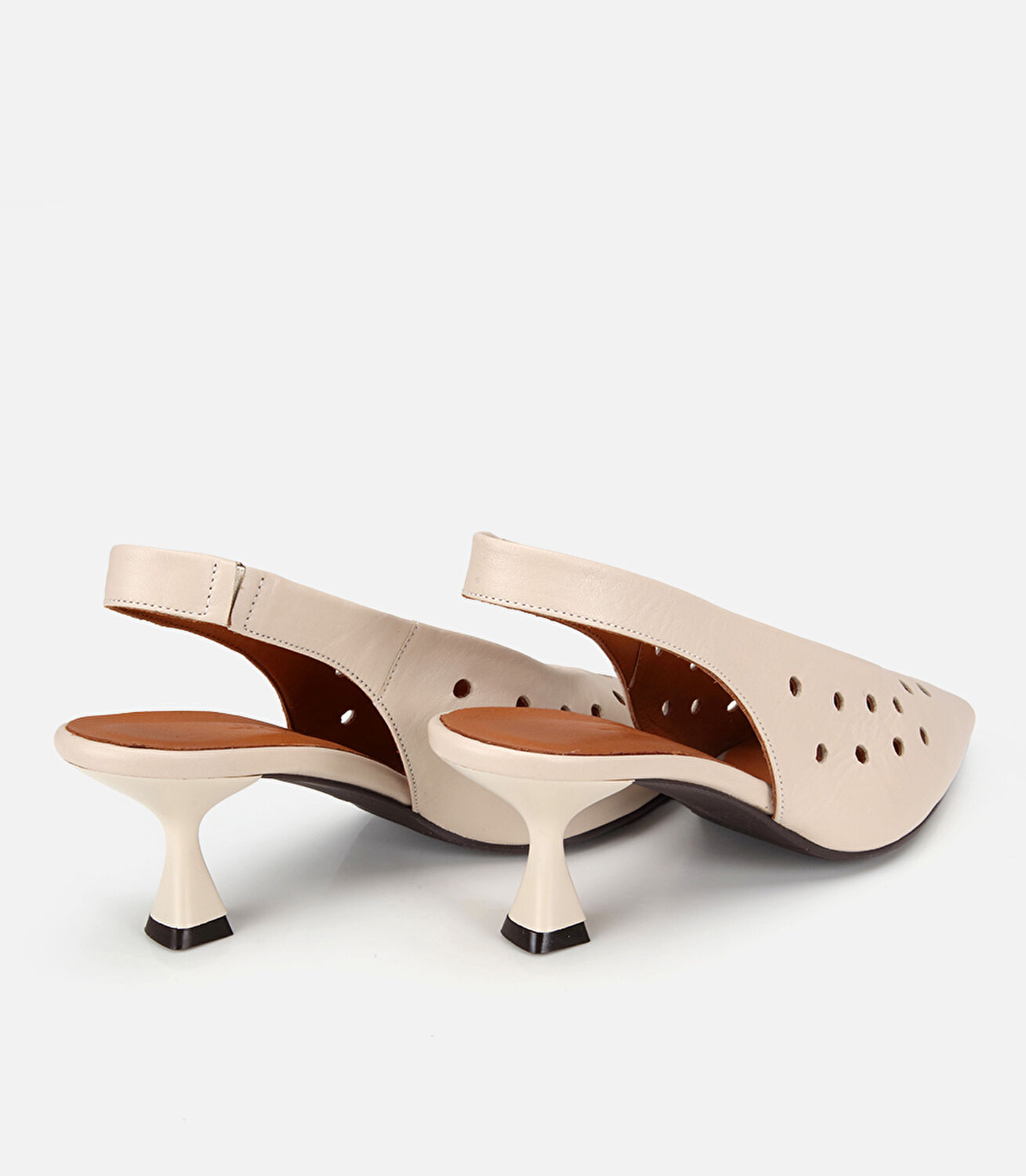 Kadın Deri Ekru Delikli Arkası Açık Kısa Topuklu Stiletto